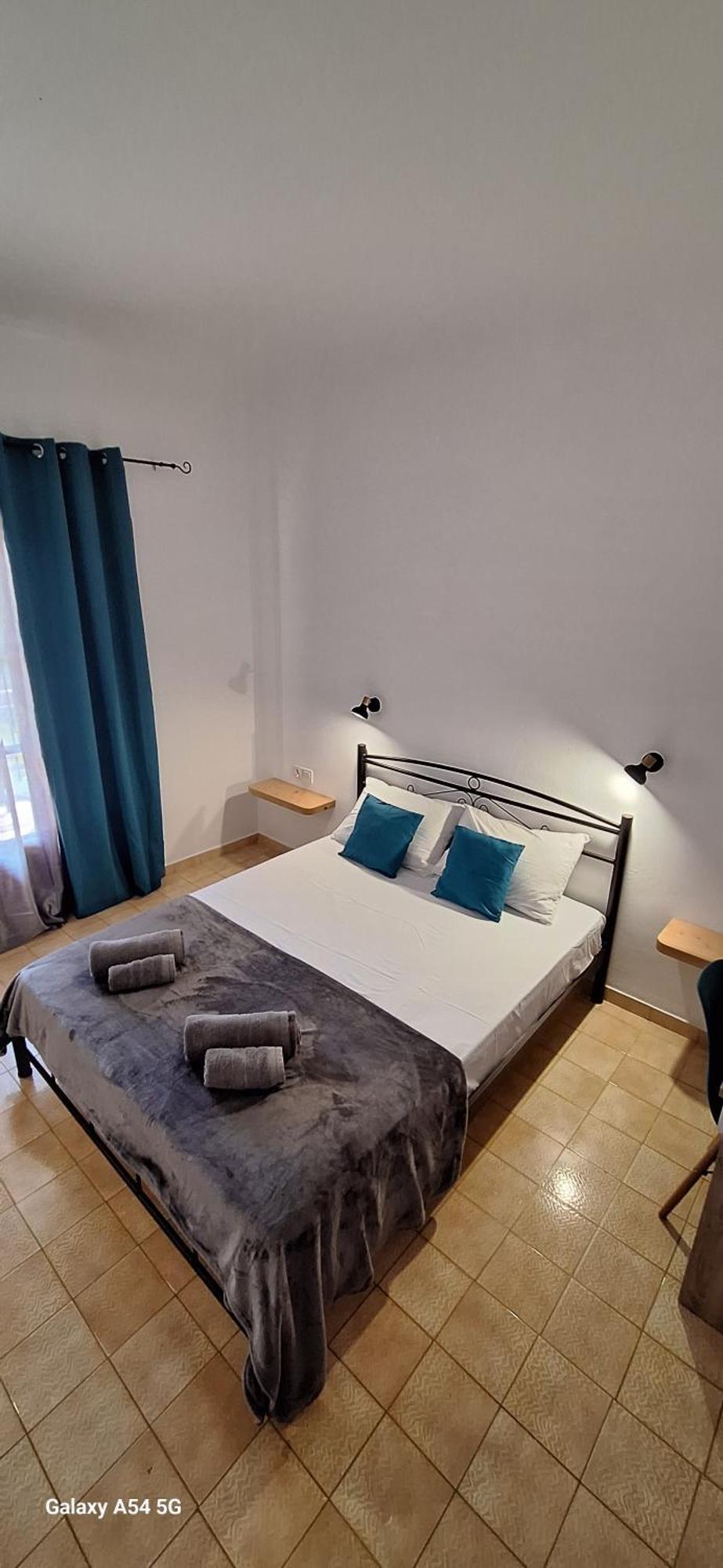 Gregory-Vassilis Apartments Dassia  Bagian luar foto